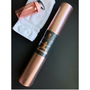 APANA Rose Gold Metallic Yoga Mat 🧘🏻‍♀️